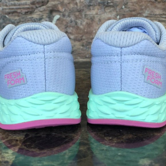 🆕 New Balance Toddler Girls Fresh Foam V2 sneaker - Picture 7 of 12